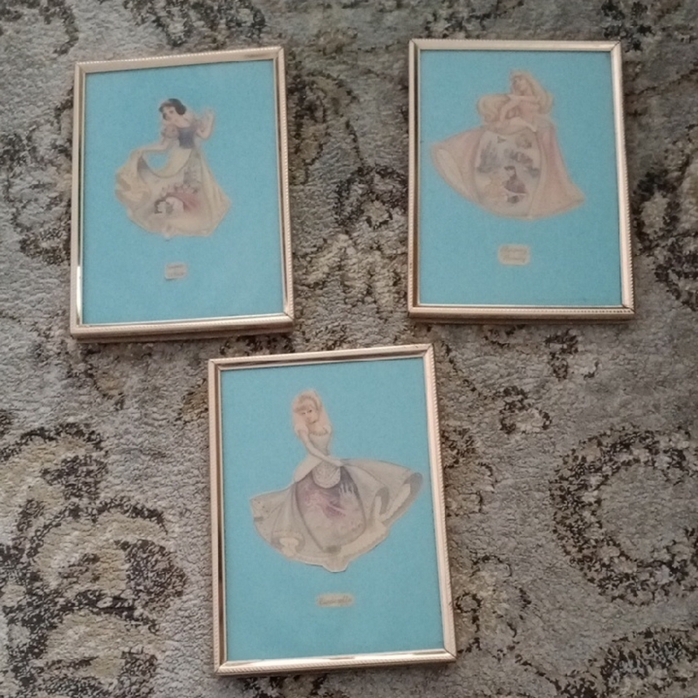 Gold and Blue Picture Frame Accent Set